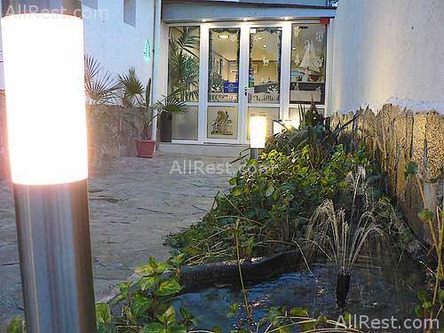 Lola Garden Hotel 3